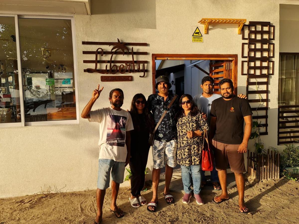 Liberty Guesthouse Maldives Mahibadhoo Экстерьер фото