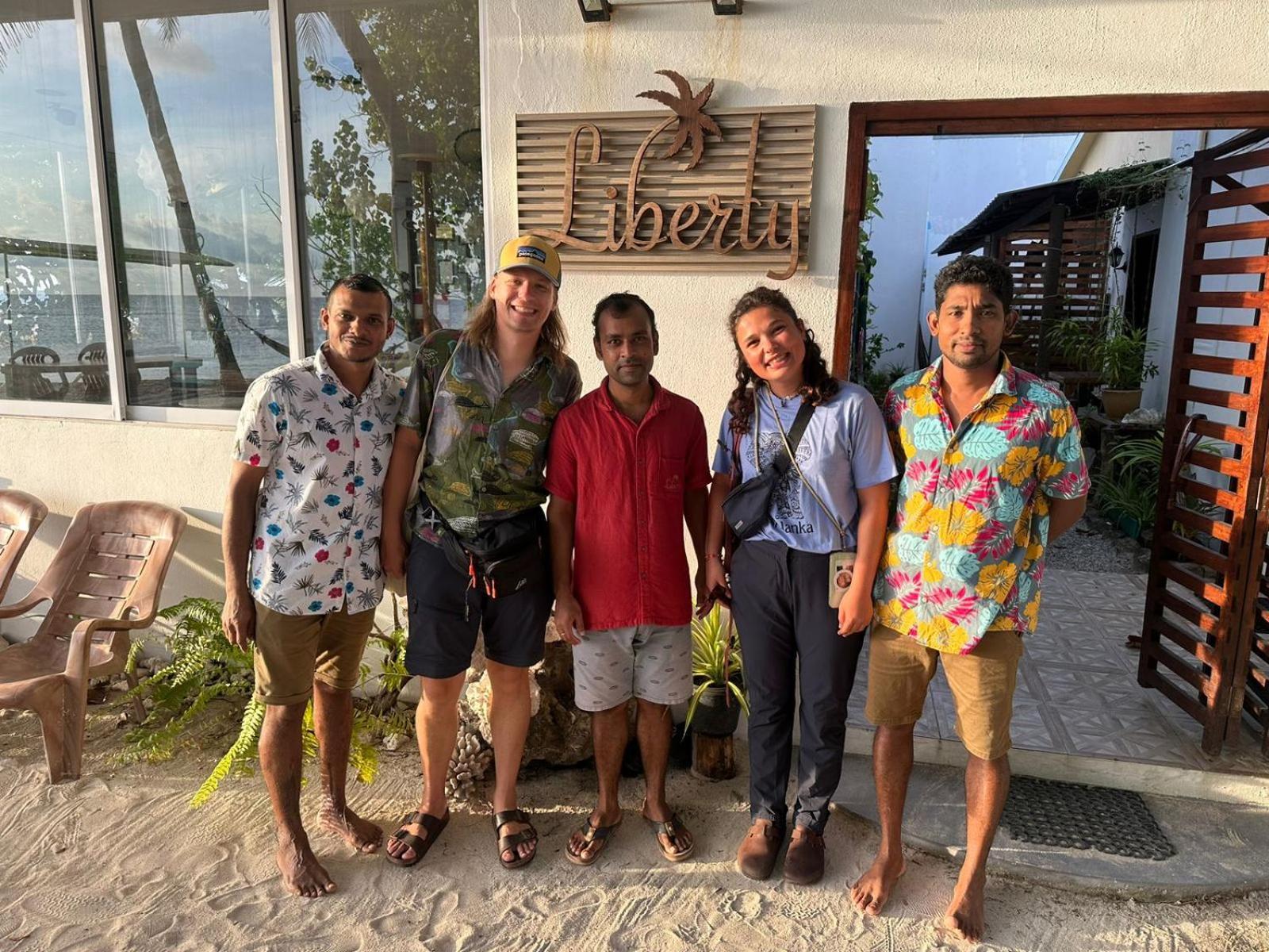 Liberty Guesthouse Maldives Mahibadhoo Экстерьер фото