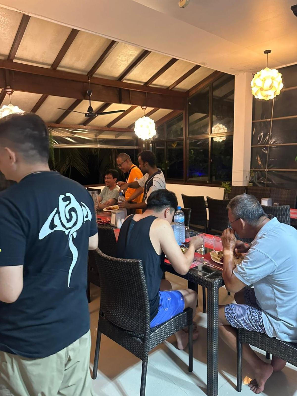Liberty Guesthouse Maldives Mahibadhoo Экстерьер фото