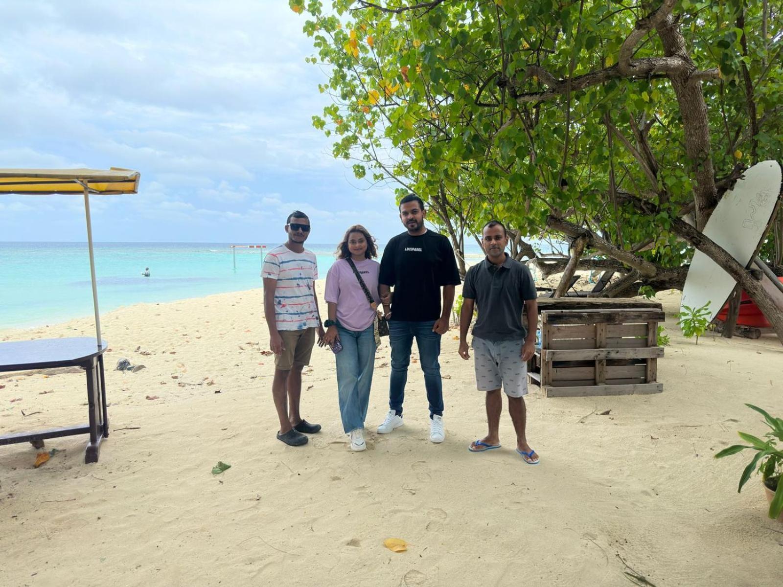 Liberty Guesthouse Maldives Mahibadhoo Экстерьер фото